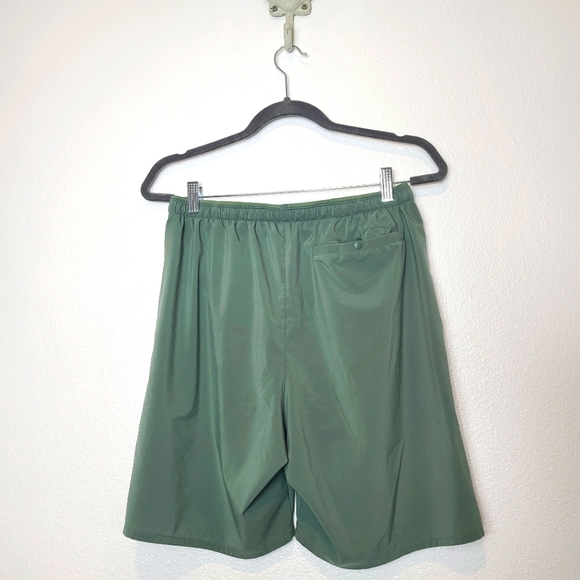 PATAGONIA Men's Multi Trails Shorts 8" in Hemlock Green Size Medium - Picture 10 of 10